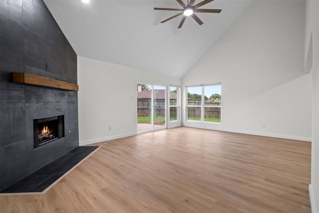 822 Aspen Lane, Desoto, TX 75115