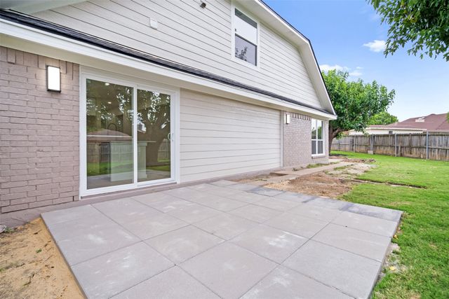 822 Aspen Lane, Desoto, TX 75115