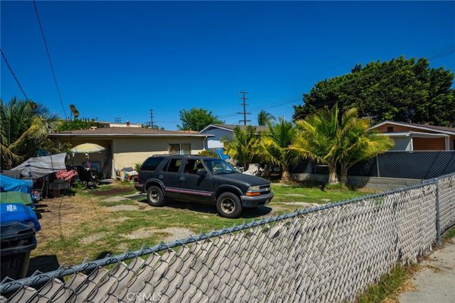25441 Frampton, Harbor City, CA 90710