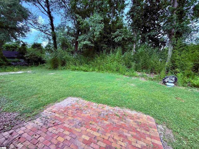 105 Ansel Drive, Clinton, SC 29325