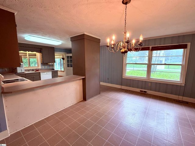 105 Ansel Drive, Clinton, SC 29325
