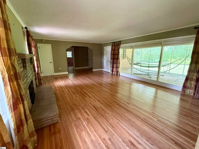 105 Ansel Drive, Clinton, SC 29325