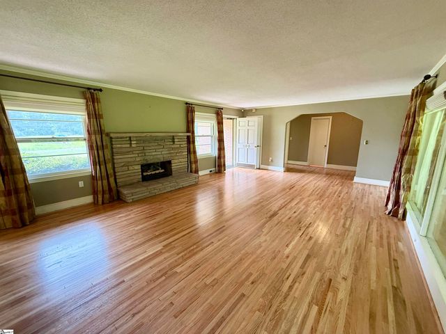 105 Ansel Drive, Clinton, SC 29325
