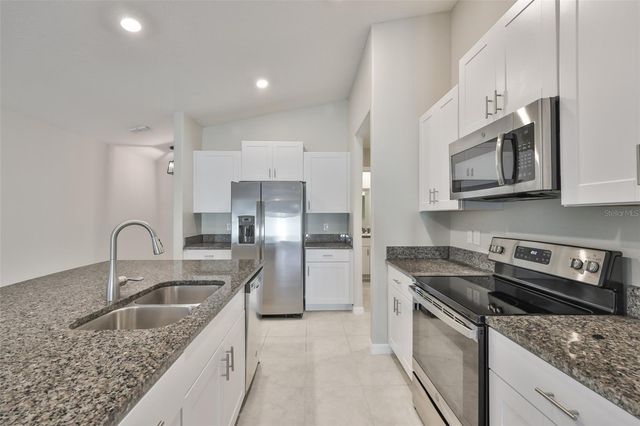 31867 BARREL WAVE WAY, Wesley Chapel, FL 33545