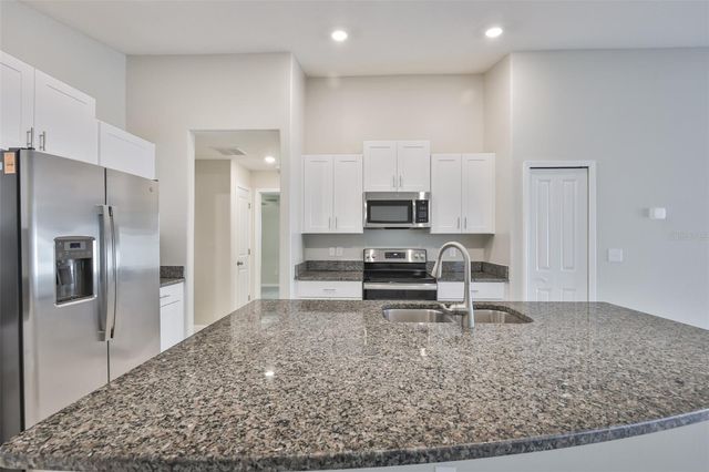 31867 BARREL WAVE WAY, Wesley Chapel, FL 33545