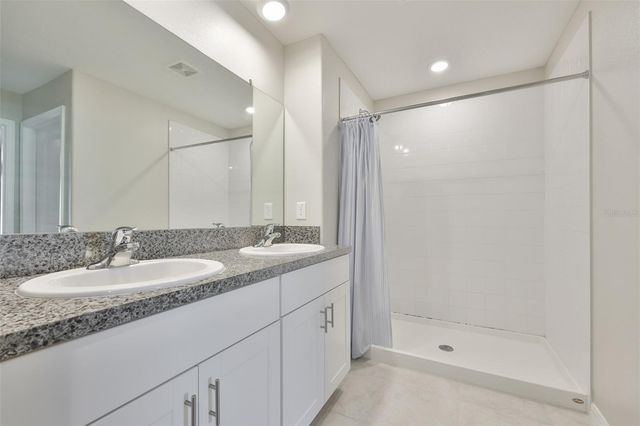 31867 BARREL WAVE WAY, Wesley Chapel, FL 33545