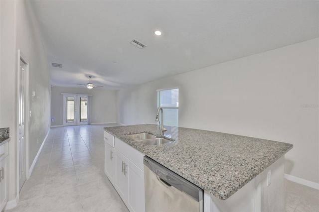 31867 BARREL WAVE WAY, Wesley Chapel, FL 33545