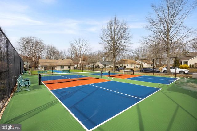 80 MORNING GLORY LN, Manchester Township, NJ 08759