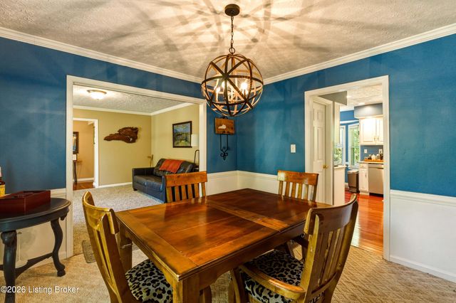 5121 McGregor Dr, La Grange, KY 40031