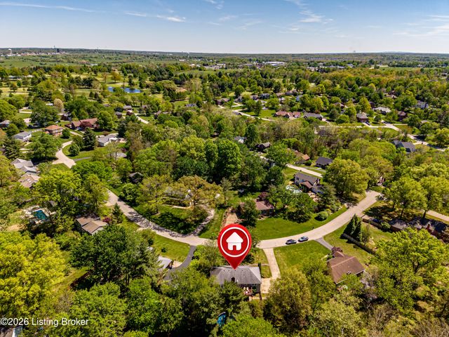 5121 McGregor Dr, La Grange, KY 40031