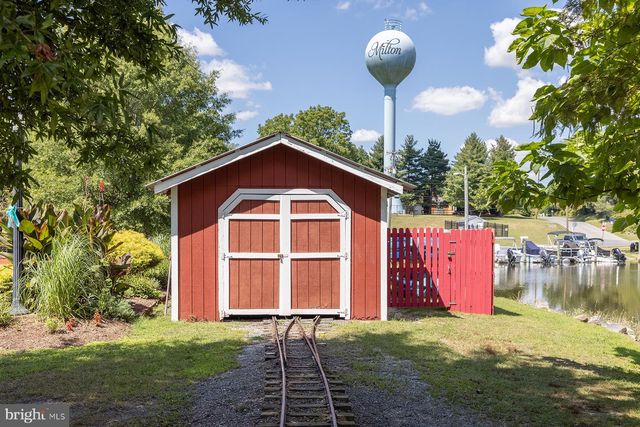 112 WEST SHORE DR, Milton, DE 19968