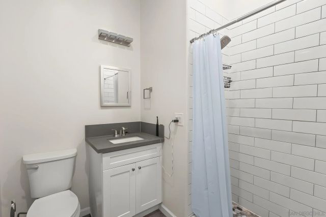 1243 - 1245 Van Nuys St, San Diego, CA 92109