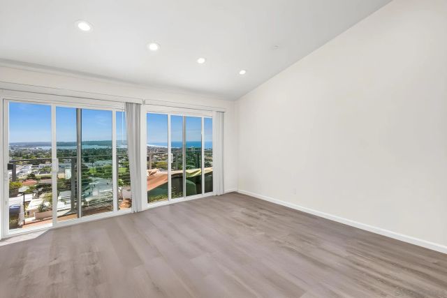 1243 - 1245 Van Nuys St, San Diego, CA 92109