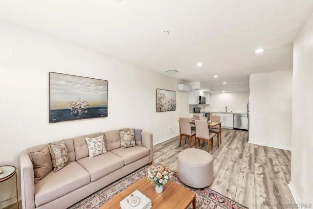 1243 - 1245 Van Nuys St, San Diego, CA 92109