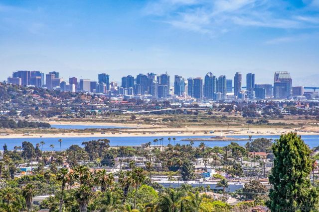 1243 - 1245 Van Nuys St, San Diego, CA 92109
