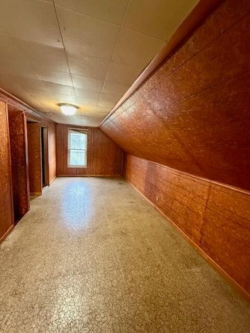 4042 Railroad Street, New Marshfield, OH 45766