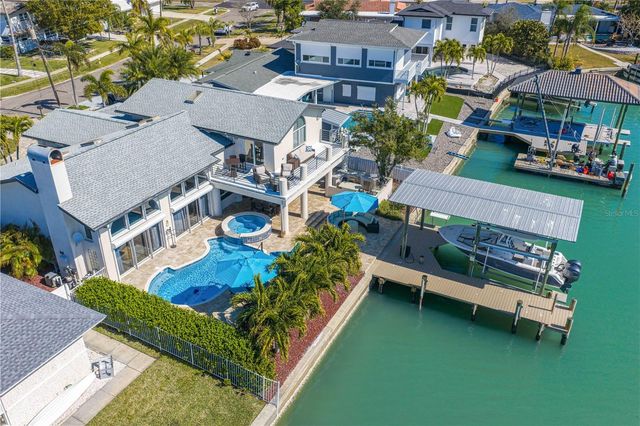 223 PALM ISLAND SW, Clearwater, FL 33767