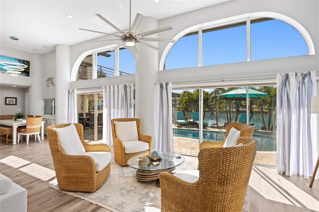 223 PALM ISLAND SW, Clearwater, FL 33767