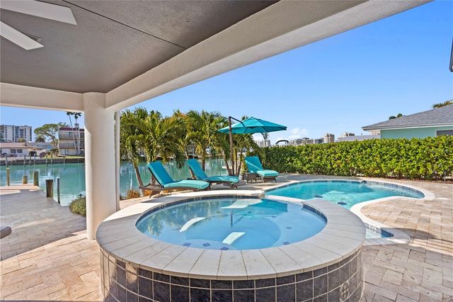 223 PALM ISLAND SW, Clearwater, FL 33767