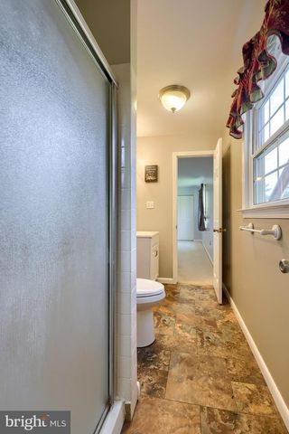 2451 CYPRESS DR, Lancaster, PA 17602