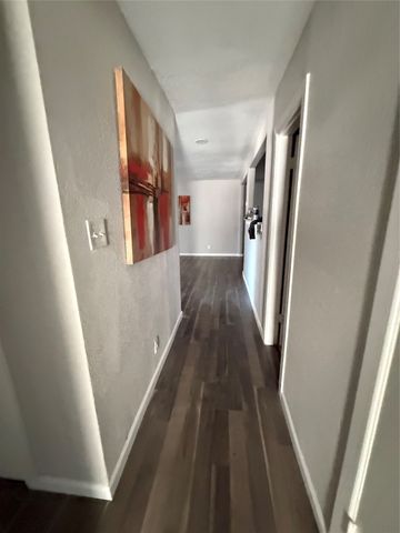 1415 Swiss Street, Arlington, TX 76010