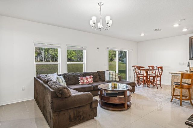 571 OLD WINDSOR WAY, Spring Hill, FL 34609