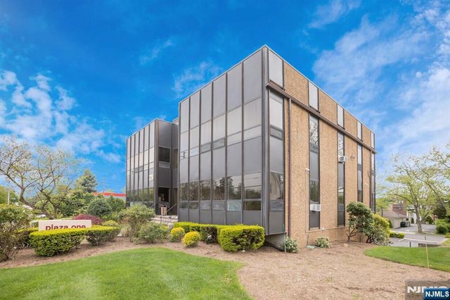 220 Kinderkamack Road R, Westwood, NJ 07675