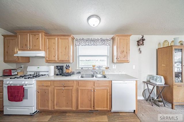 255 Franklin Street, Firth, ID 83236