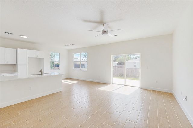 8526 102nd Court, Vero Beach, FL 32967