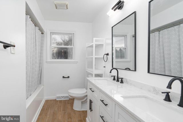 1107 SHARP RD, Vineland, NJ 08360