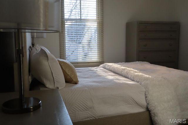 3430 E Lime Kiln B, St Charles, MO 63301