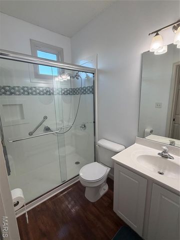 3430 E Lime Kiln B, St Charles, MO 63301