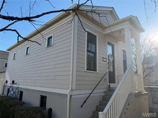 3430 E Lime Kiln B, St Charles, MO 63301