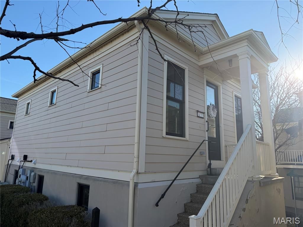 3430 E Lime Kiln B, St Charles, MO 63301