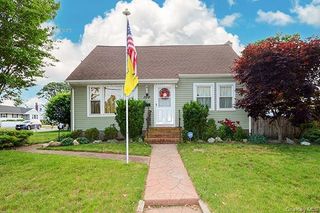100 Laux Place, North Bellmore, NY 11710