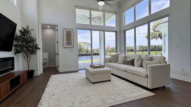 128 SE Rio Angelica, Port St. Lucie, FL 34984