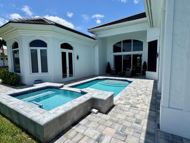 128 SE Rio Angelica, Port St. Lucie, FL 34984