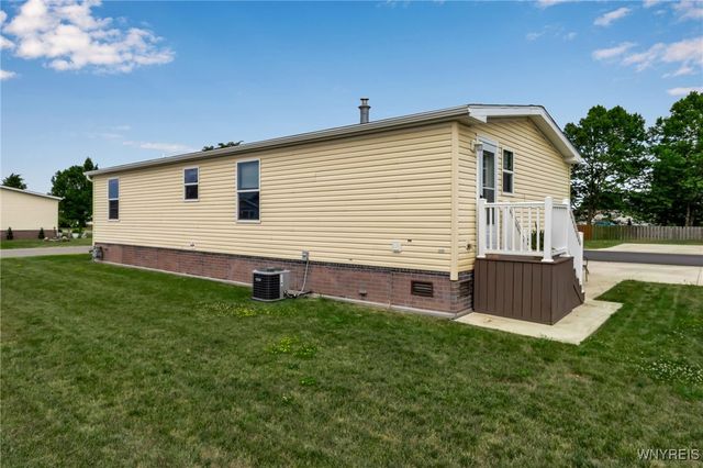 4026 Seneca Parkway, Niagara, NY 14304