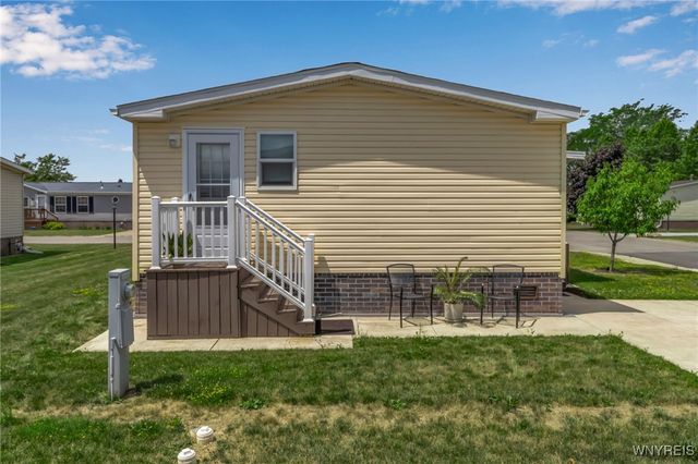 4026 Seneca Parkway, Niagara, NY 14304