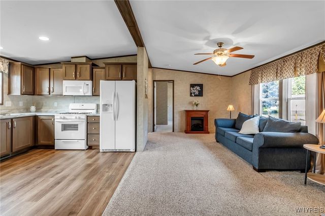 4026 Seneca Parkway, Niagara, NY 14304