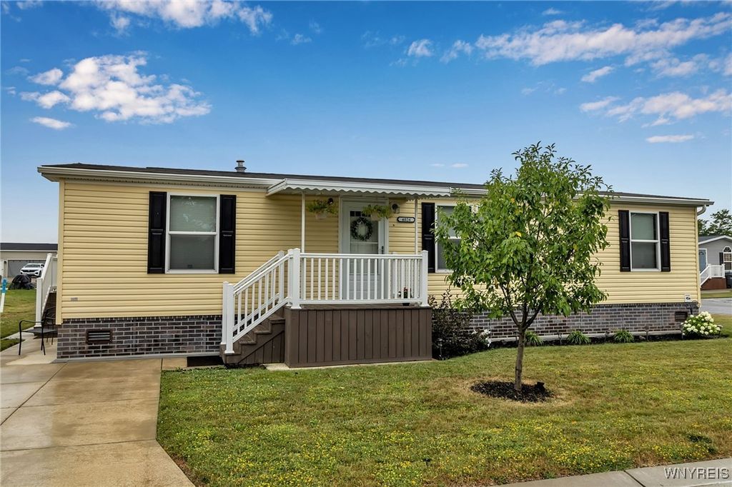 4026 Seneca Parkway, Niagara, NY 14304