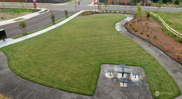 629 Barquist Lane N, Enumclaw, WA 98022