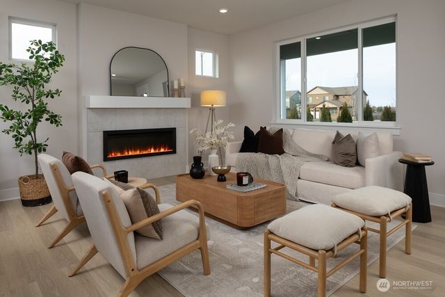 629 Barquist Lane N, Enumclaw, WA 98022