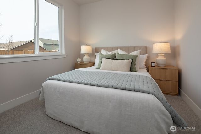 629 Barquist Lane N, Enumclaw, WA 98022