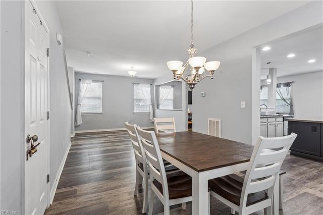 7294 Jeanne DR, Gloucester, VA 23061