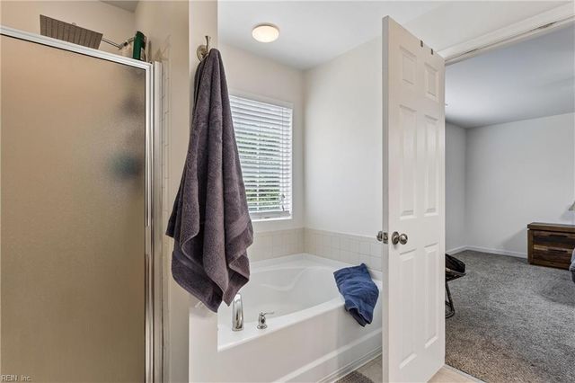 7294 Jeanne DR, Gloucester, VA 23061