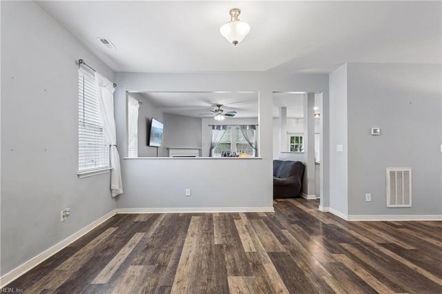 7294 Jeanne DR, Gloucester, VA 23061