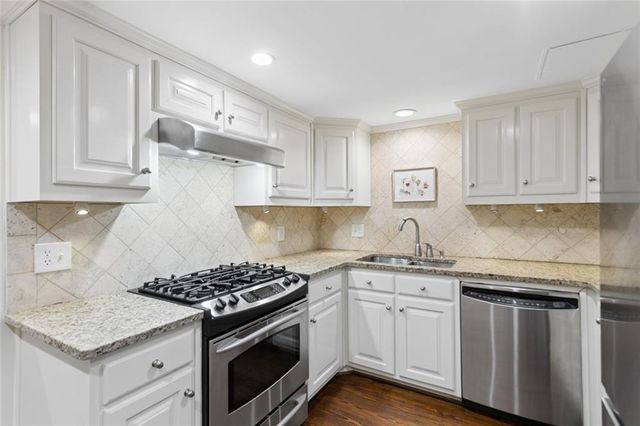 2765 Peachtree Road 6, Atlanta, GA 30305