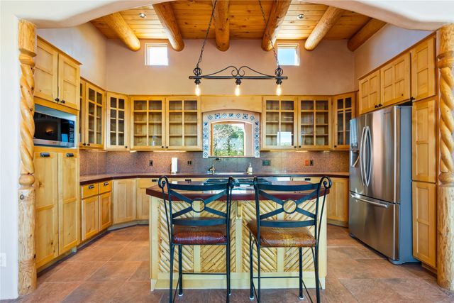 25 Buen Pastor, Santa Fe, NM 87508