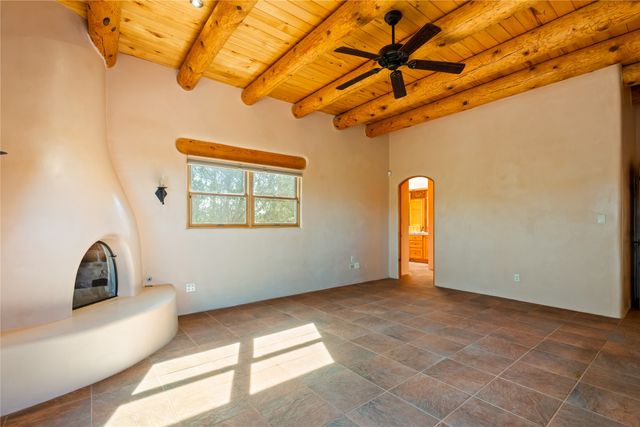 25 Buen Pastor, Santa Fe, NM 87508